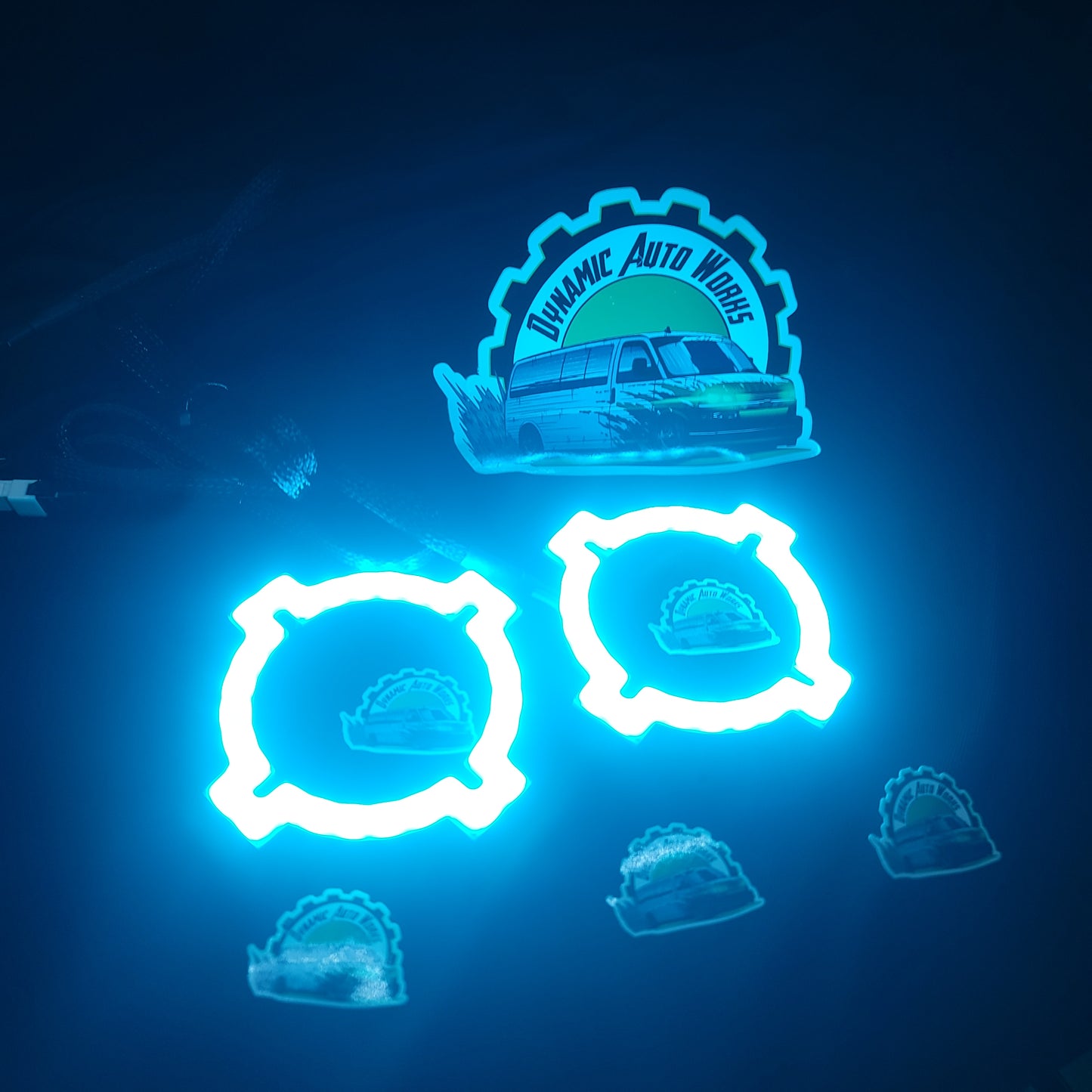 Dynamic Color Flow Cross Halos (RGBW)